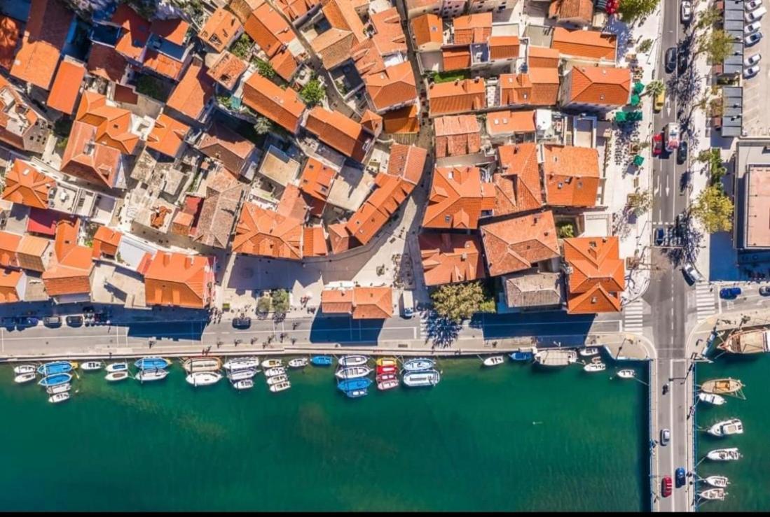 אומיס Apartmani Branko Vojnovic חדר תמונה