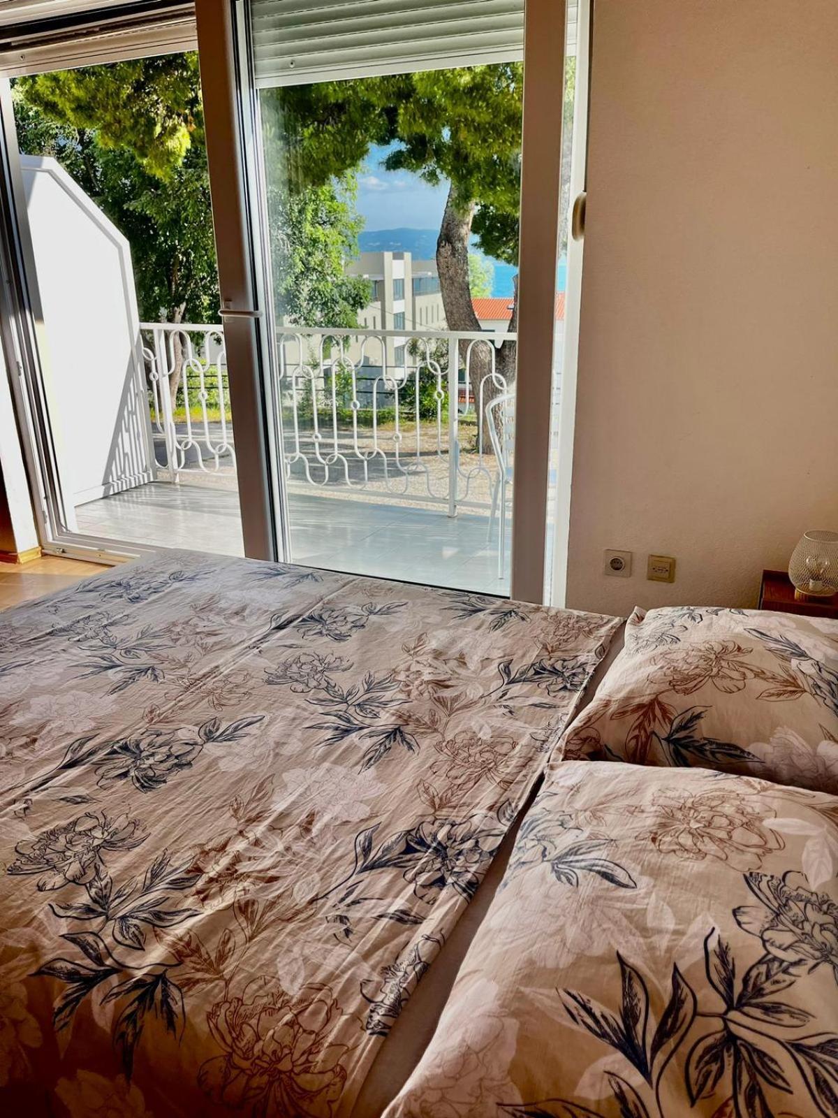 אומיס Apartmani Branko Vojnovic חדר תמונה